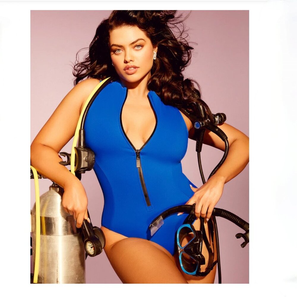 Vibrant Blue Plunging V-Neck One Piece Swimsuit